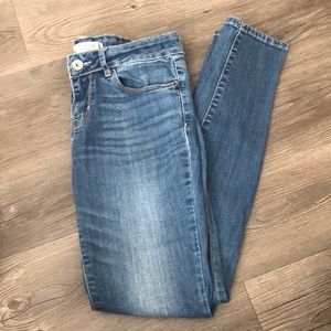 Bullhead skinny jeans